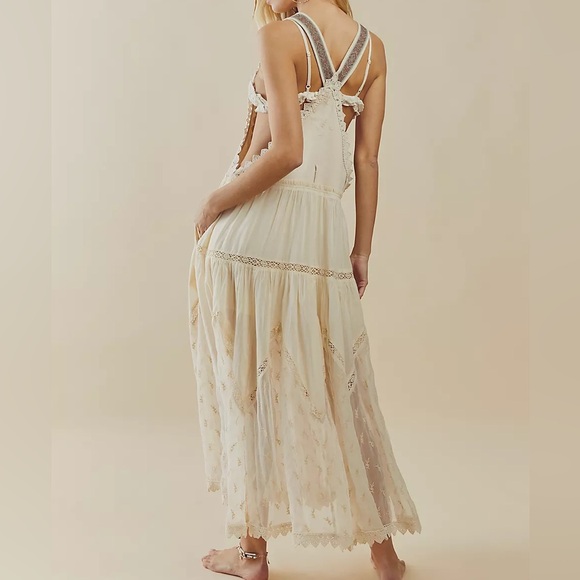 ✨SOLD✨ NEW FP TRAILS END VINTAGE-INSPIRED LACE TIERED SHIRT-ALL (S) - Picture 2 of 13